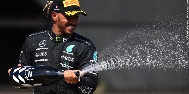 Lewis Hamilton speaks on ‘Retiring from F1’ after Vettel’s shocking retirement