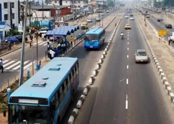 Court imposes punishment on journalist for driving on BRT lane
