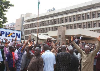 Nigeria plunging into total darkness, as electricity workers protest in Abuja, to embark on strike Wednesday