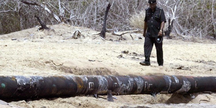 Northern group steps up opposition against oil pipeline security contract in Niger Delta, gives Buhari 7 days ultimatum