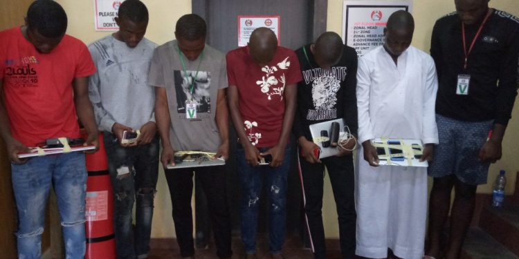 EFCC arrests seven for suspected internet fraud in Benin