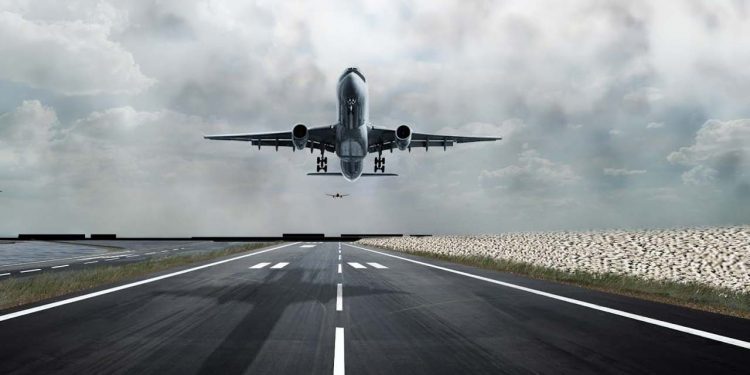 Federal government threatens to sanction foreign airlines for selling tickets dollars, but they can do more