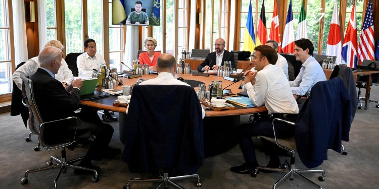 RUSSIA-UKRAINE WAR: G7 moving to implement Russian oil price cap ‘urgently’