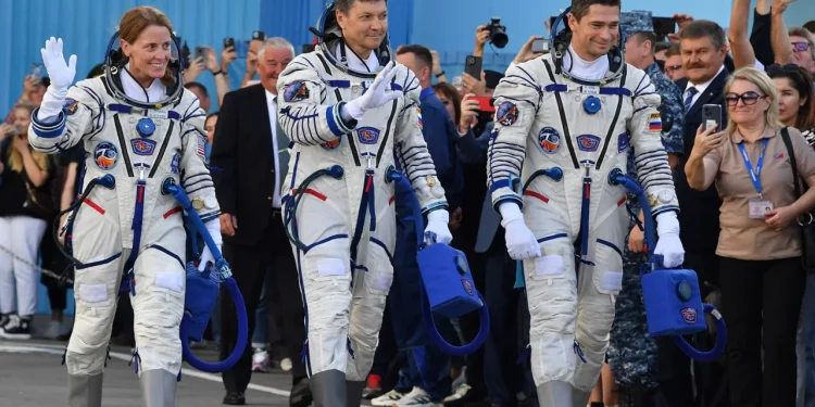 US and Russia Join Forces for Another ISS Mission Amid Ukraine Conflict