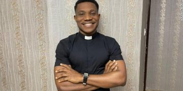 VIDEO: His Prayer Heals Cancer & Raises The Dead I From Nigeria To The World