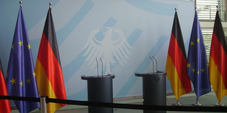 EU Leaders Clash Over Proposed Migration Laws at Granada Summit