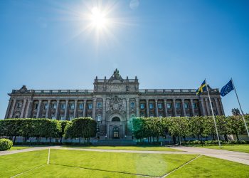 Sweden’s New Labour Immigration Rules Require Approximately €2,900 for Work Permit: 80% Income Requirement Explained